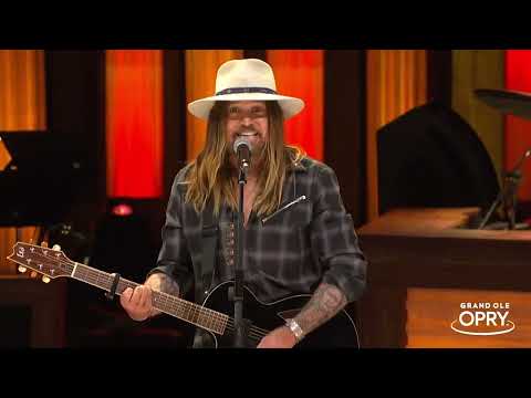 Billy Ray Cyrus & Mason Ramsey- Old Town Road (Live @ the Grand Ole Opry 2019)