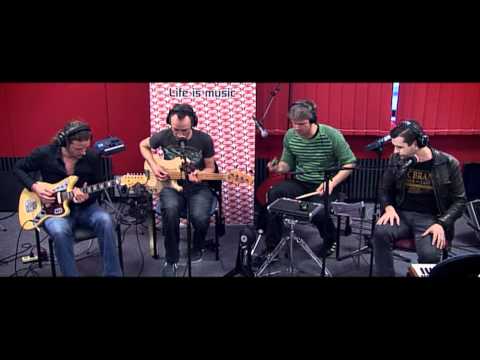 Studio Brussel: Headphone - Gold on the Ceiling (The Black Keys cover)