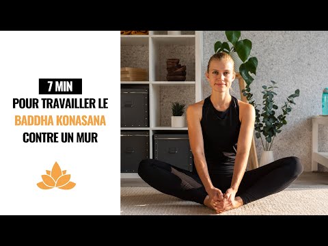 yoga, travailler le papillon (contre un mur avec une sangle)