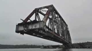 preview picture of video 'Coos Bay Rail Line bridge closing'