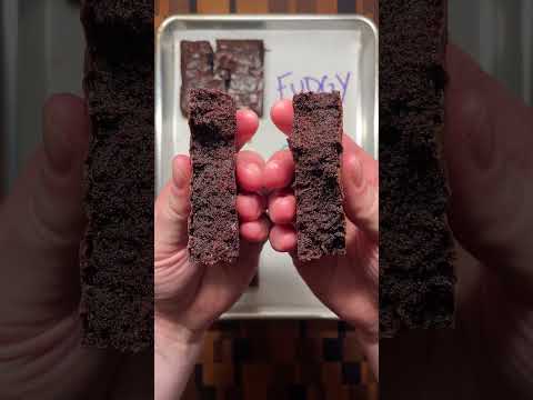 The Difference Between Fudgy vs Cakey vs Chewy Brownies 