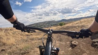 Cretaceous Trail - green flow at South Table - Golden - Colorado