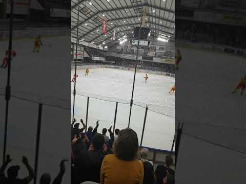 Vrais supportrice du HC SIERRE