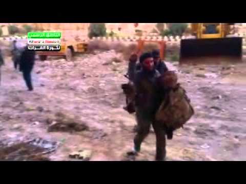 غنائم الجيش الحر بعد السيطرة على دوار السيوف في دير الزور