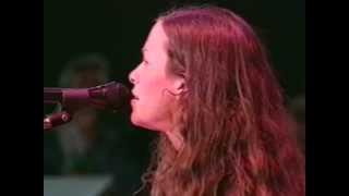 Alanis Morissette - Gorgeous - 10/19/1997 - Shoreline Amphitheatre (Official)