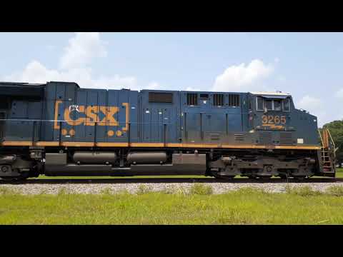 CSX train swoops the curve track as manifest train Q47024 with 584 axels