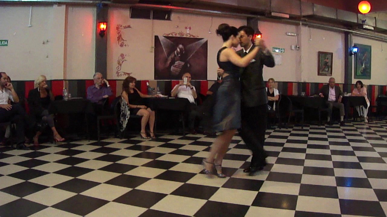 Sin Rumbo, bailan Maria Casan y Pablo Avila 1/2