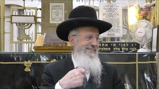 הגאון הרב אברהם יוסף שליט"א כשאמרו שאינו חוזר להתפלל, מיד כשסיים הברכה אין לו לחזור סימן רצד סעיף ד (הרב אברהם יוסף) - התמונה מוצגת ישירות מתוך אתר האינטרנט יוטיוב. זכויות היוצרים בתמונה שייכות ליוצרה. קישור קרדיט למקור התוכן נמצא בתוך דף הסרטון