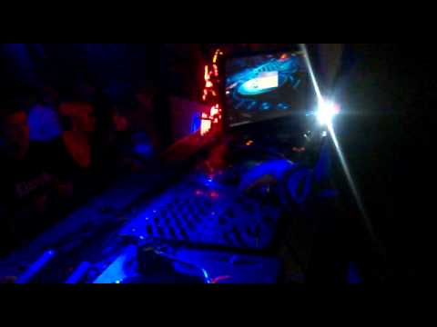 Sergey Sapunov @ MadFlat Bar, Russia (2010-04-30)