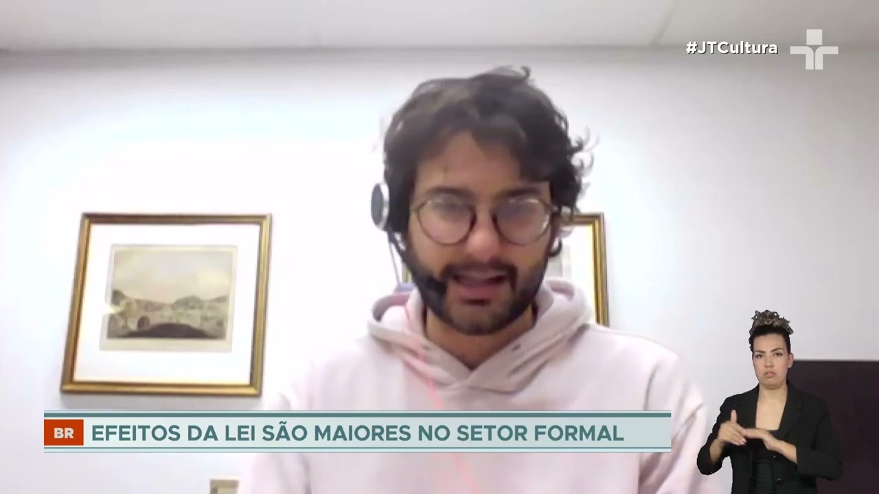 Diferença de salários entre homens e mulheres reduz 1% após um ano de lei