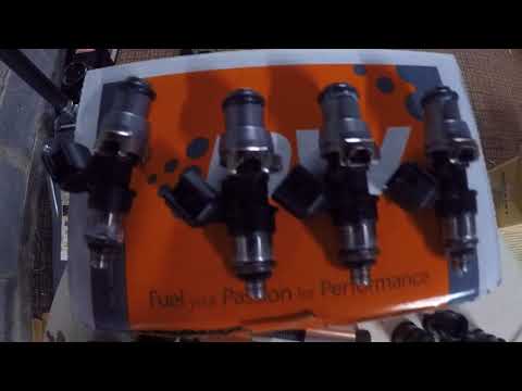 Fuel Injector Install - 2006-2011 Honda Civic Si
