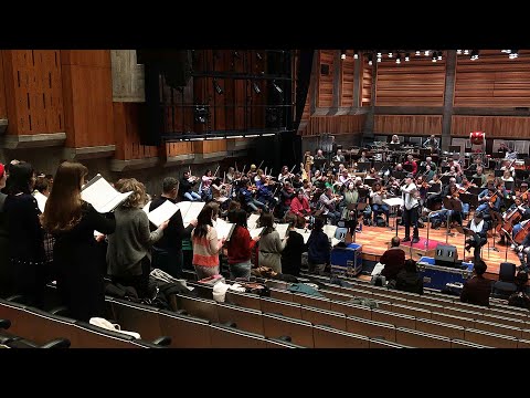 Join the London Phiharmonic Choir