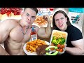 Ich TAUSCHE mit meinem KLEINEN BRUDER die ERNÄHRUNG für 1 Tag (Das war ein sehr großer Fehler...)