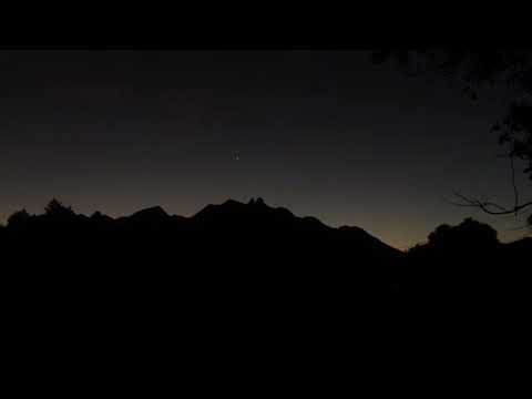 Indahnya Gunung Daik Bercabang 3.