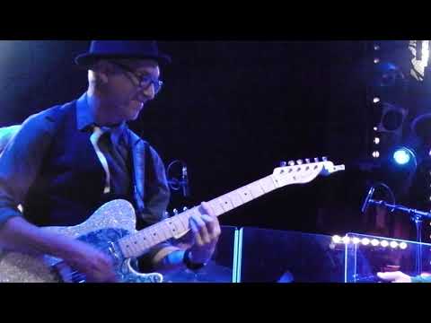 Charlie McCoy - The Devil Went Down The Georgia