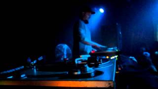Calyx singing/Teebee scratching Elevate This Sound | Toronto 12 [HD]