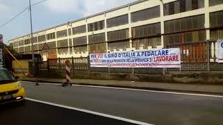 giro-d-italia-attesa-e-proteste