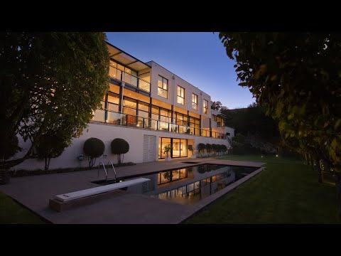 272 Remuera Road - Architectural Home in Remuera