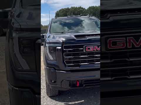 Ford Crown Vic. Lot 411