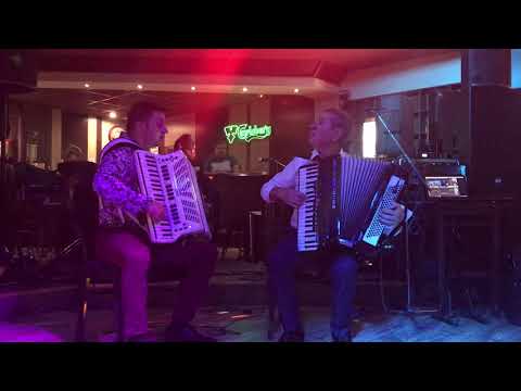 Showw in Bulgaria PETER RALCHEV & PLAMEN DIMITROV & PAUL STANGA muzica lautareasca veche