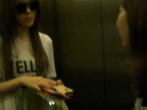 [Famcam]120408 Hyomin Says "สวย" @ Centara Grand