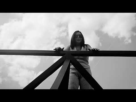 Petra Ivanović-Vozovi-(OFFICIAL VIDEO) 2025