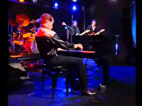 Micke Muster --- Rosalie