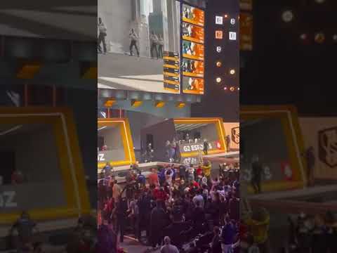 Fan storms stage invasion PGL Mouz vs G2 #pglmajor #g2esport