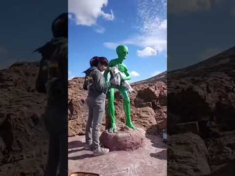 Ovni: El ET del Mirador La Puntilla de Las Ovejas