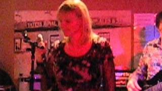 preview picture of video 'The Hoots at the Malt Shovel, Warton, Carnforth Oct 2012'