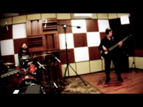 Corina Cuniuc - Something's got a hold on me ft. All Four Seasons (Cover Version)