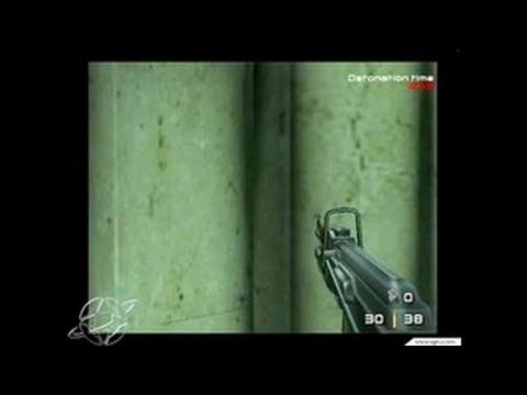 TimeSplitters 2 GameCube Gameplay - Surprise -- guy goes