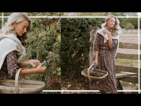 SUNDAY ROASTS & Foraging for Autumn Recipes // Fashion Mumblr Vlogs