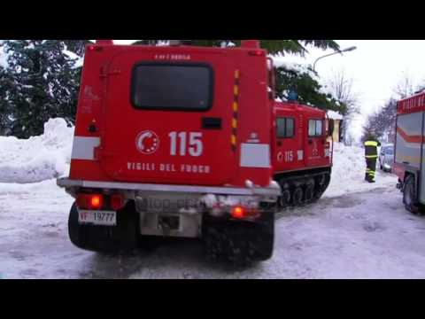 Itali, ortek mbi hotel; 30 persona nën borë - Top Channel Albania - News - Lajme