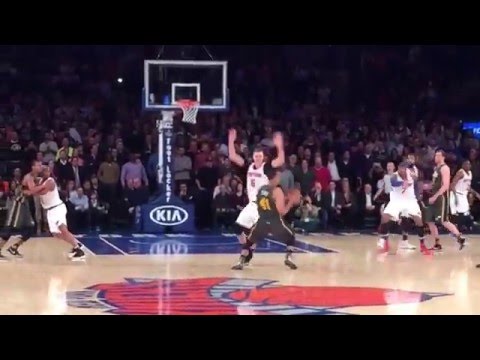 Rookie mistake. Utah Jazz (96)New York Knicks(99). Few seconds left. Porzingis stops Hayward....