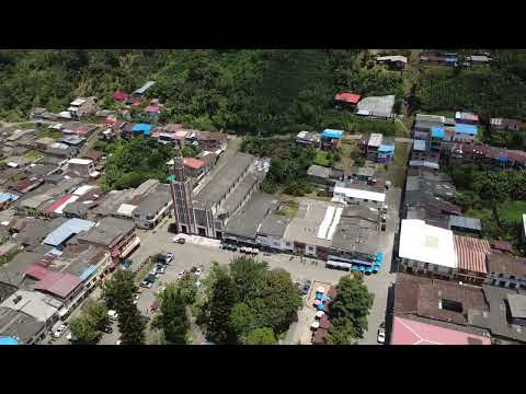 Desde el aire La Celia parece un pesebre entre montañas 😍🇨🇴
