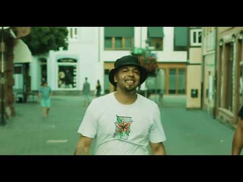 CJ TAYLOR "FREI SEIN"