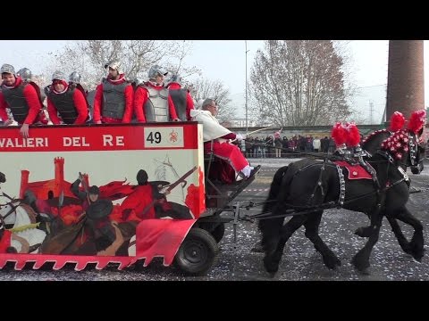 I Cavalieri del Re carro da getto - Carnevale Ivrea 2016
