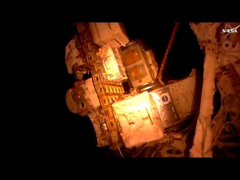 Full ISS Expedition 50 Spacewalk US EVA 38 - Shane Kimbrough - Peggy Whitson - ISS Battery Bank