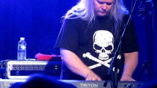 Pendragon - Ghosts (live in Paris 2011)