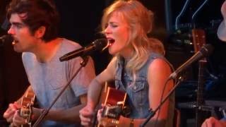 Common Linnets - Ilse Delange: 'Still loving after you' (Caprera Bloemendaal - 25 augustus 2016)