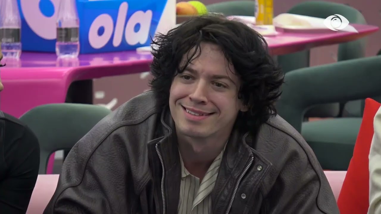 “E pe që i mungon kësaj shtëpie?”/ Mal pyet Luizin gjatë konferencës