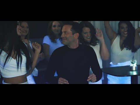 ALEX ZIND - Every Little Thing (feat. Ryan Konline) - Official Video #frankfurtuniverse #cheerleader