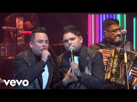 Aarón Y Su Grupo Ilusión - Piel A Piel (En Vivo)