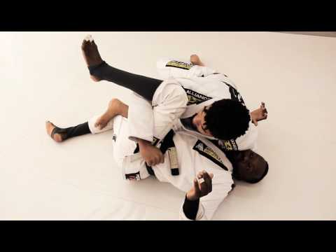 Fluido Caiman convida Cleber Ao Cubo