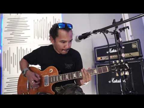 KOTAK ft MELLY MONO - Terbang