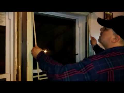 HOWTO Cleaning Inner Mobile Home Window Inserts and glass cleaner non toxic option.