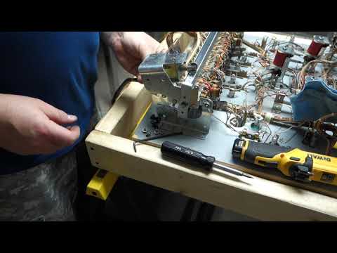 1976 Gottlieb Pinball Ship Ahoy Bank Relays