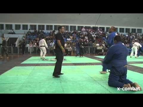 CAMPEONATO BRASILEIRO X-COMBAT - Gilberto Amaral x Carlos Galvão by X-COMBAT