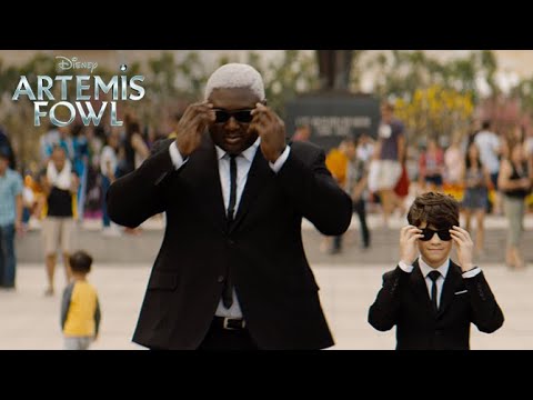 Artemis Fowl (Featurette 'Bringing Artemis to Life')